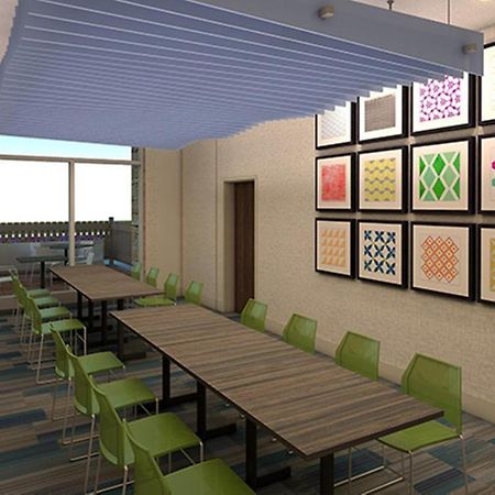 Holiday Inn Express Tallahassee-University Central By Ihg Exterior photo